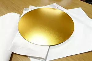 Disco circular de aluminio dorado