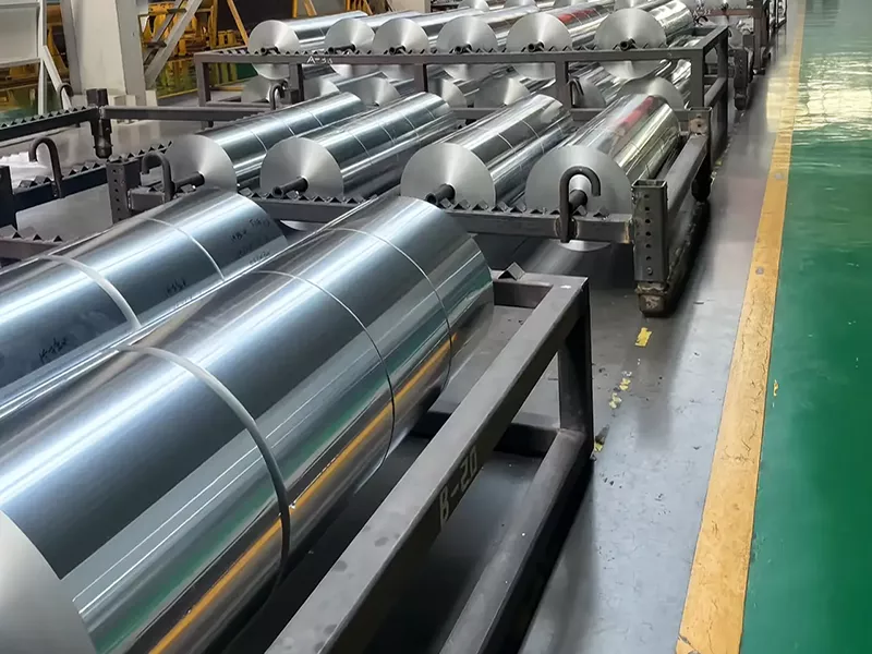 8011 aluminum foil with clean smooth surface and good flatness