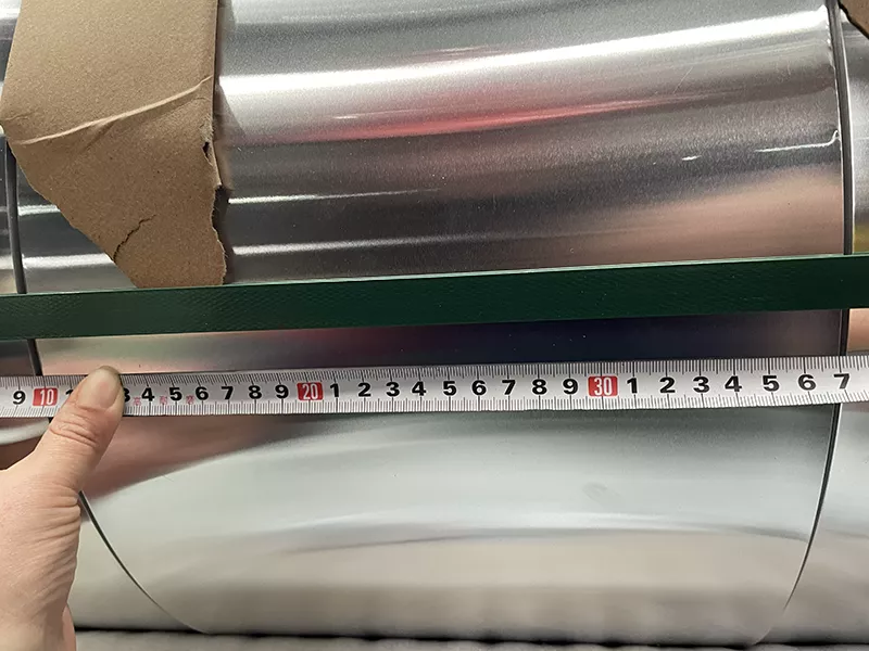 Width measurement of a 1070 aluminum foil slit coil