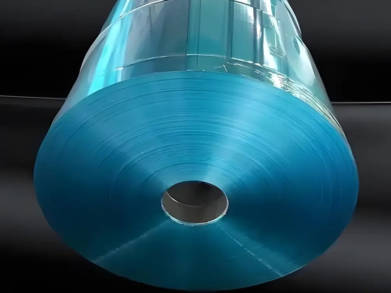 Rolo de aletas de alumínio 8011 com revestimento azul e acabamento protetor uniforme.